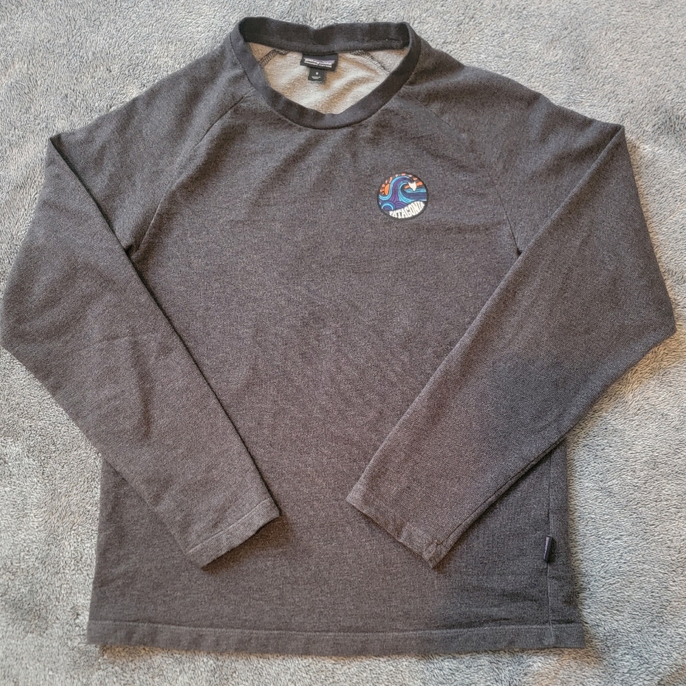 Patagonia Women's Small Gray Shirt